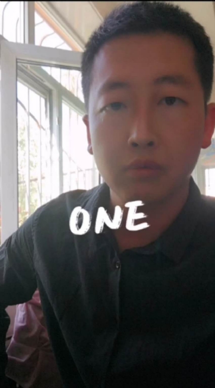 冷锋的第一张照片--青海认干亲服务网